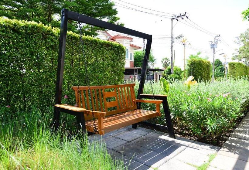 בית מלון כפרי Gate43 Airport