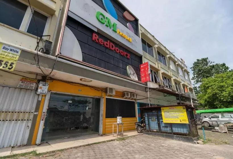 Hotelli Reddoorz @ Jalan Gajah Mada Lampung
