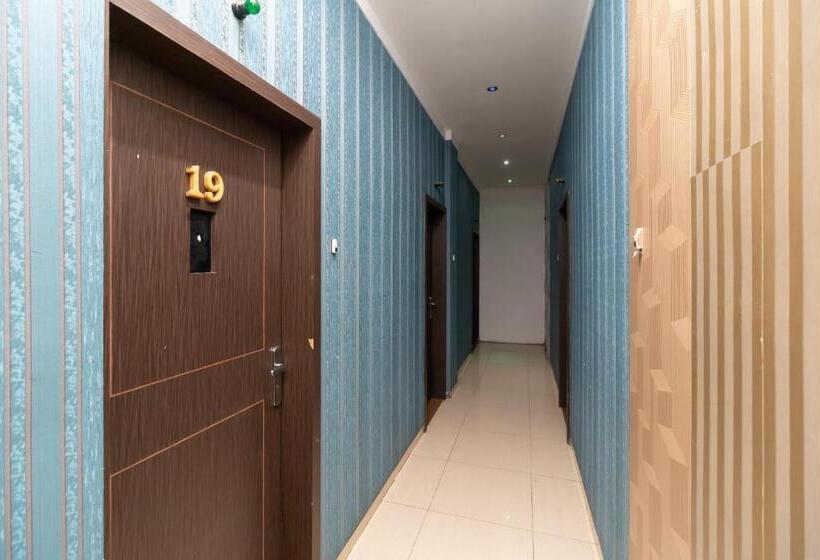 Hotel Reddoorz @ Jalan Gajah Mada Lampung