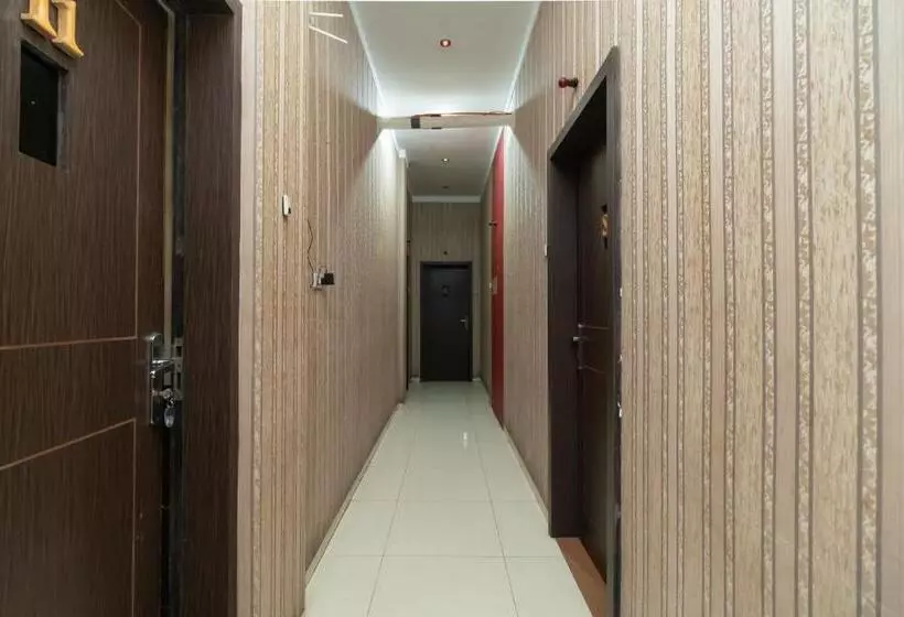 Hotelli Reddoorz @ Jalan Gajah Mada Lampung