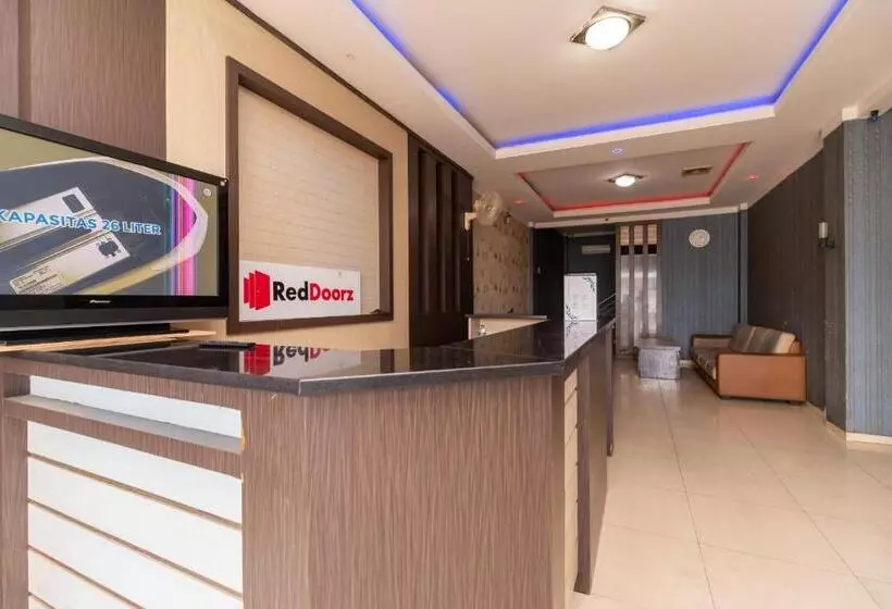 Hotelli Reddoorz @ Jalan Gajah Mada Lampung