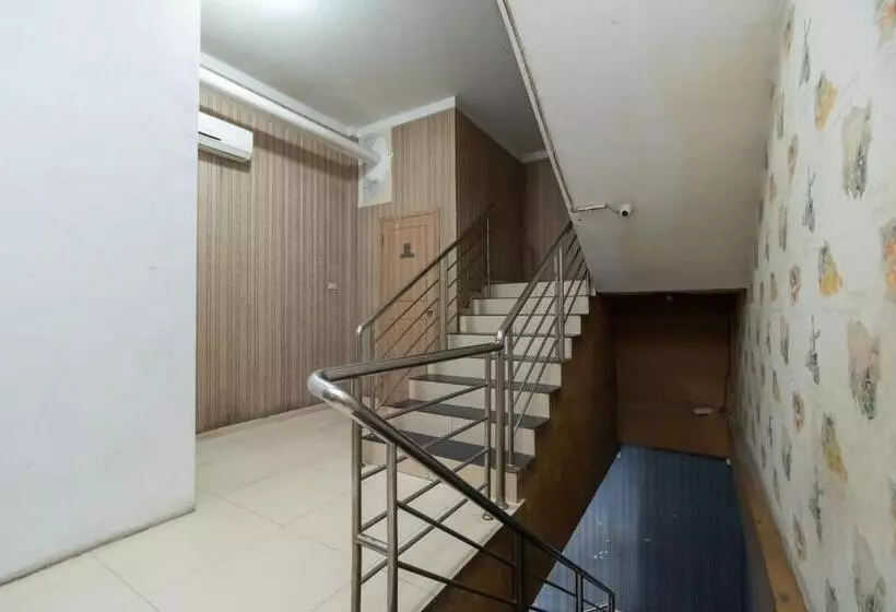 Hotelli Reddoorz @ Jalan Gajah Mada Lampung