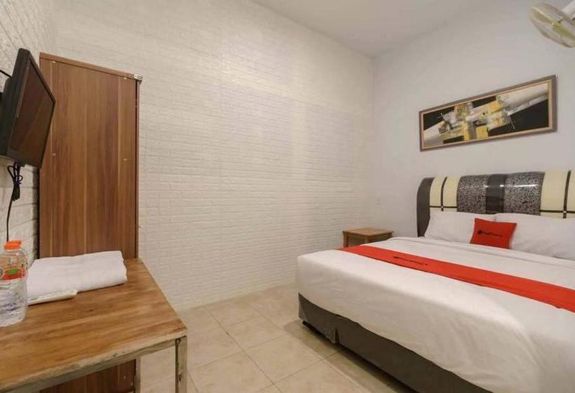 ホテル Reddoorz @ Mutiara Residence