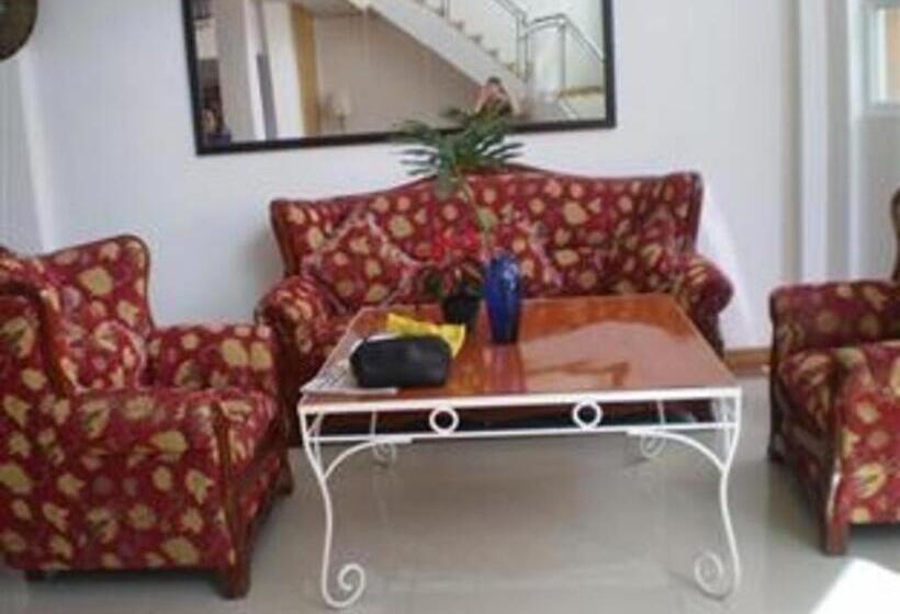 فندق Regal Plaza