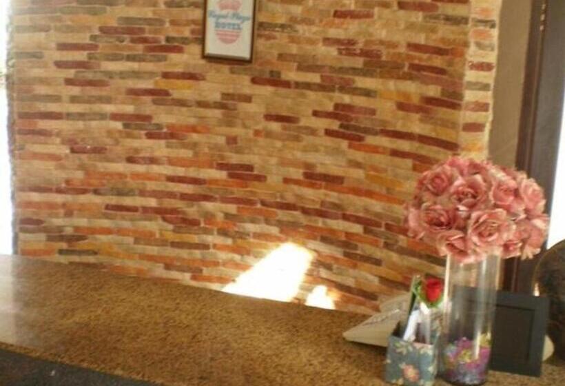 فندق Regal Plaza