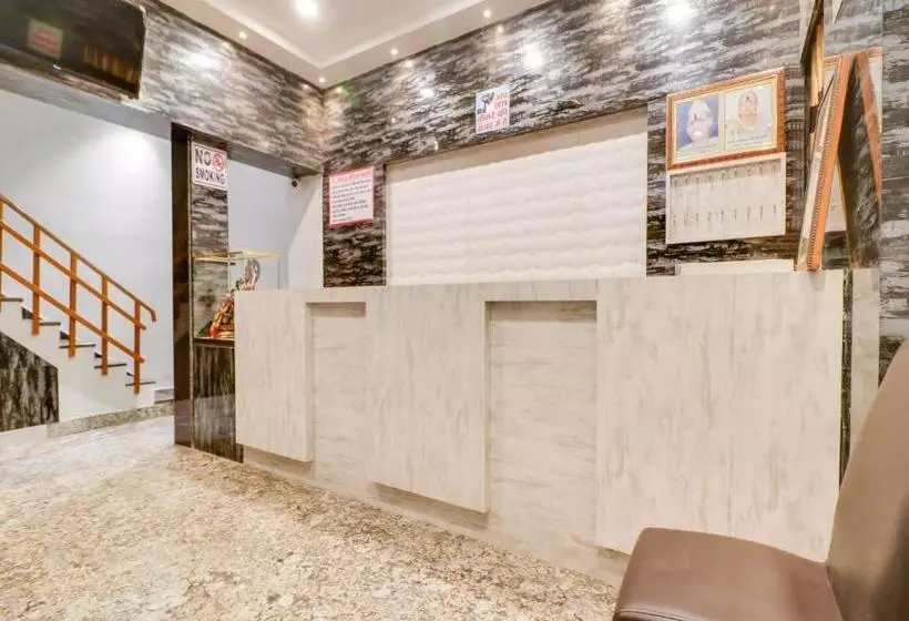 Hotelli Fabexpress Shri Ram Kashi