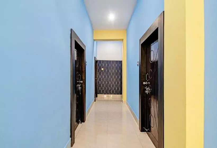 ホテル Spot On 77610 Pratikshya Guest House