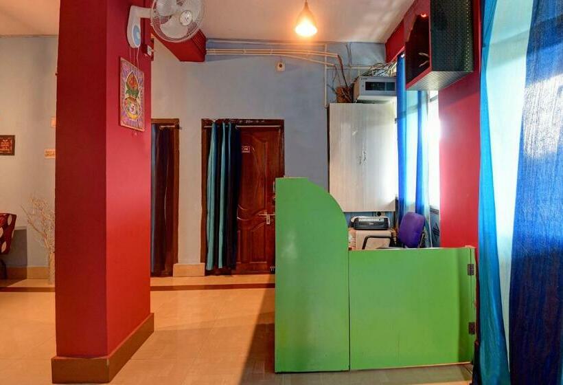 Hotelli Spot On 77610 Pratikshya Guest House