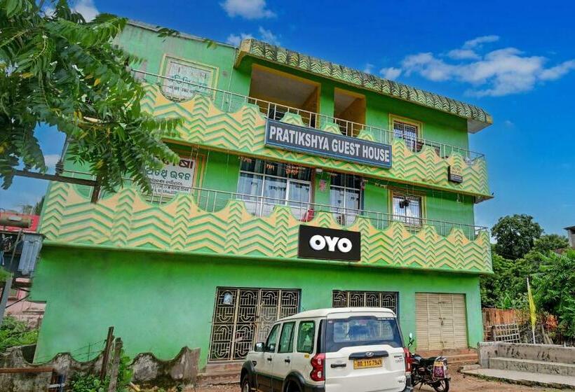 Hotelli Spot On 77610 Pratikshya Guest House