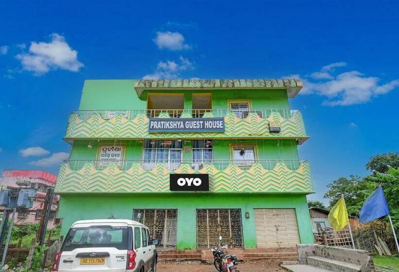 Hotelli Spot On 77610 Pratikshya Guest House