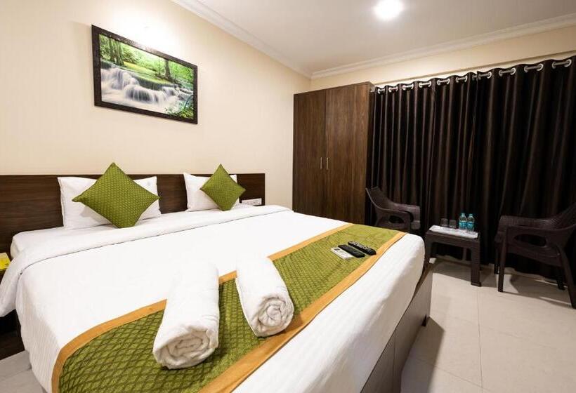 Bed and Breakfast Kedari Residency