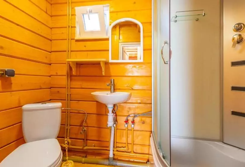 Hotelli золотий павлін