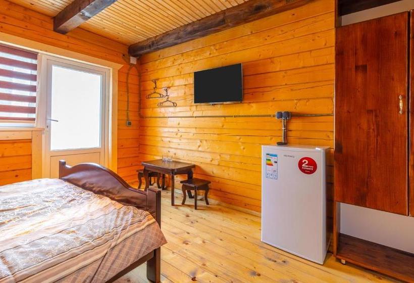 Hotell золотий павлін