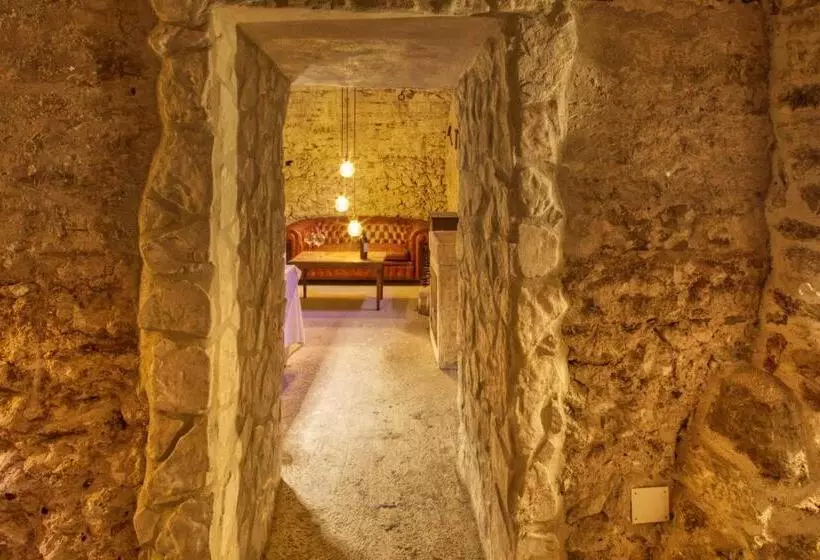 ホテル Borgo Incantato Spoleto