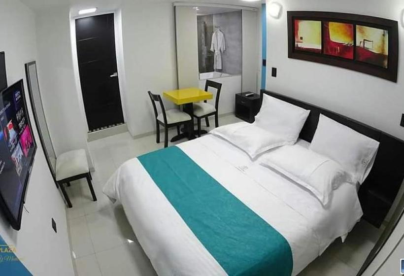 ホテル Centenario Plaza