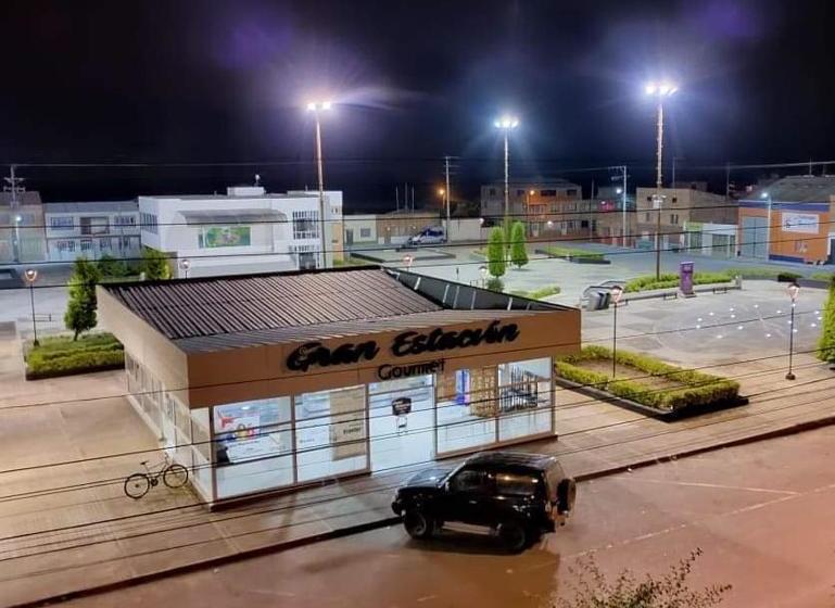 ホテル Centenario Plaza