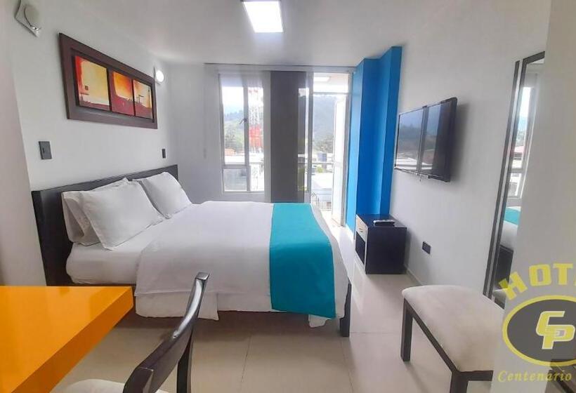 ホテル Centenario Plaza