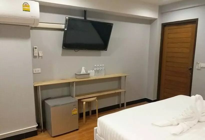 هتل Pratunam Family House