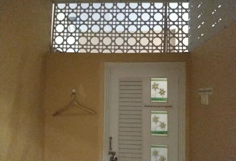 هتل Pratunam Family House