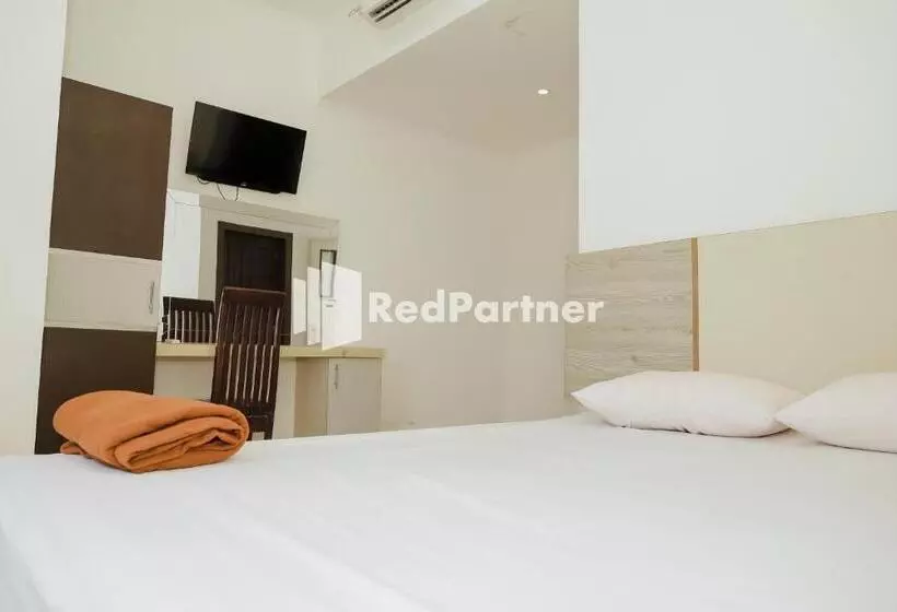 Hotelli Radja Homestay Mitra Reddoorz