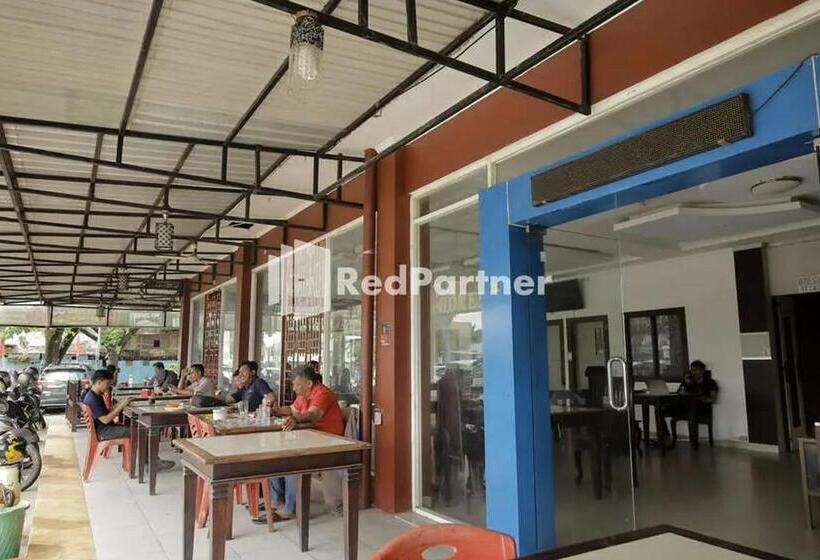 酒店 Radja Homestay Mitra Reddoorz