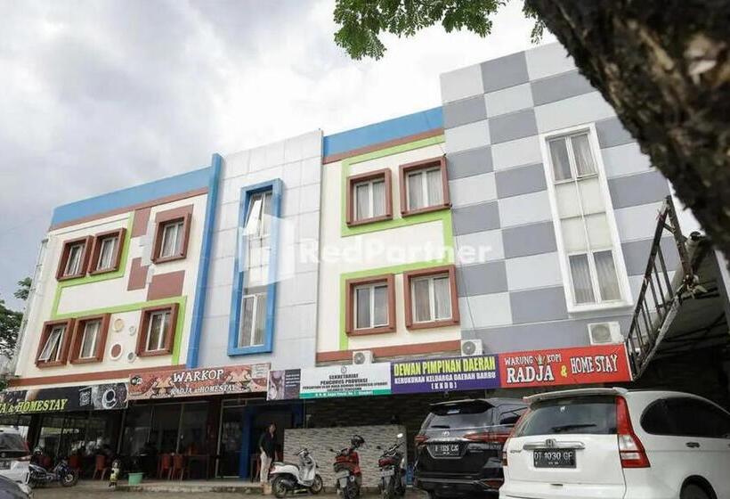 酒店 Radja Homestay Mitra Reddoorz