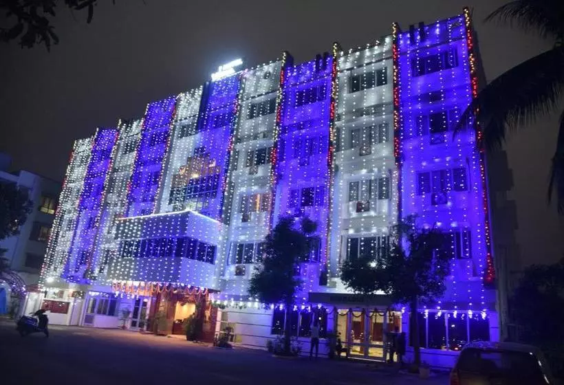ホテル Vijaya Residency