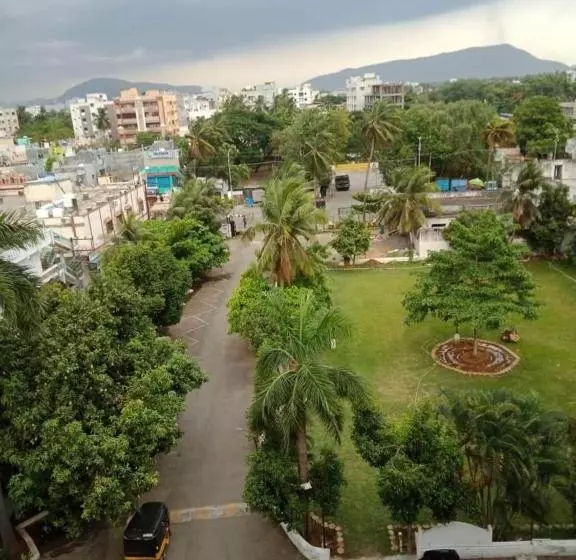 ホテル Vijaya Residency