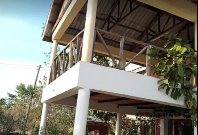 تختخواب و صبحانه Eldoret Inner Harbour Resort