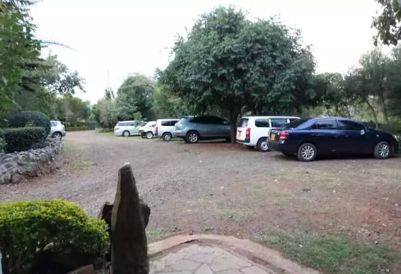 تختخواب و صبحانه Eldoret Inner Harbour Resort