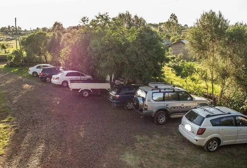 تختخواب و صبحانه Eldoret Inner Harbour Resort