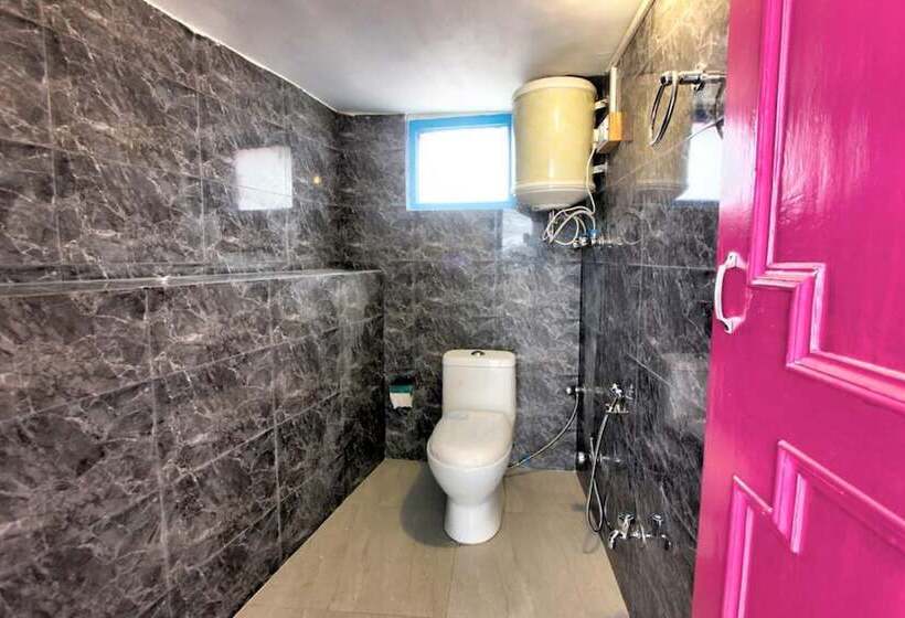 Gostops Naggar Hostel