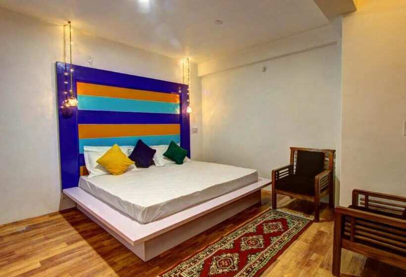 Gostops Naggar Hostel