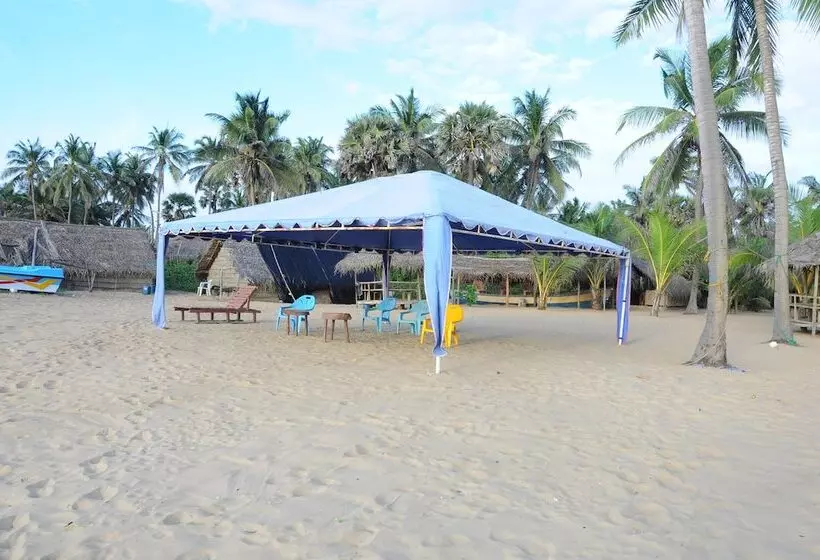 Hotelli Dolphin Village