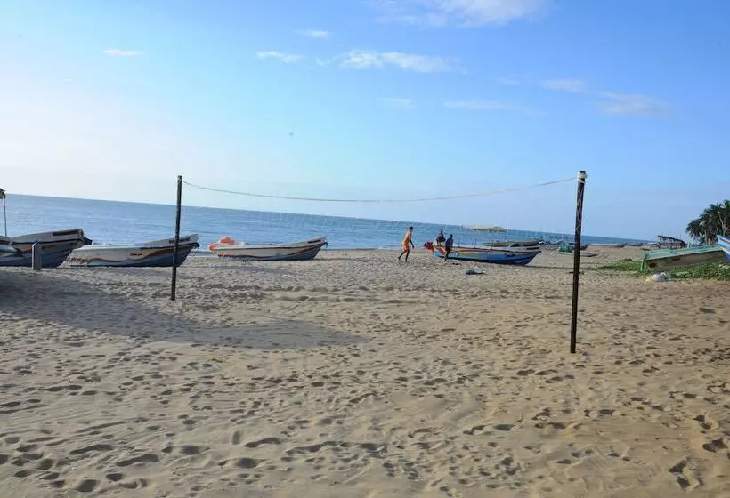 Hotelli Dolphin Village