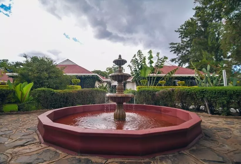 هتل Falcon Heights