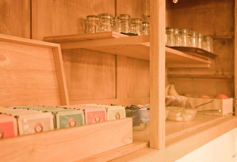 هتل Landhaus Maria