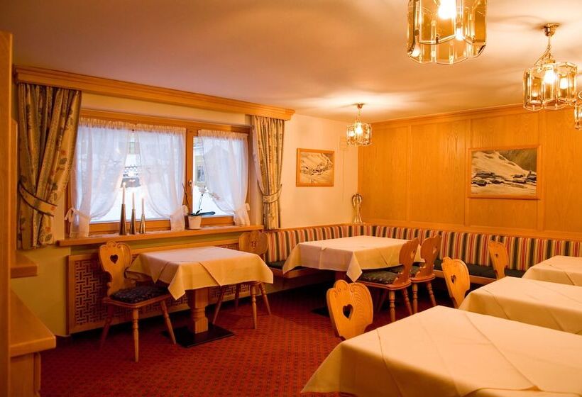 هتل Landhaus Maria