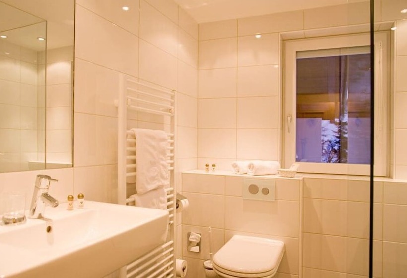 هتل Landhaus Maria