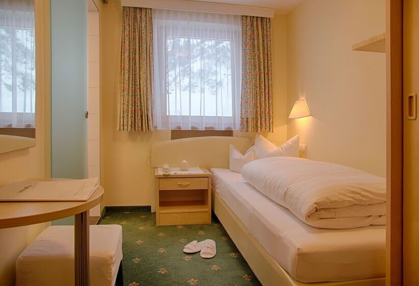 هتل Landhaus Maria