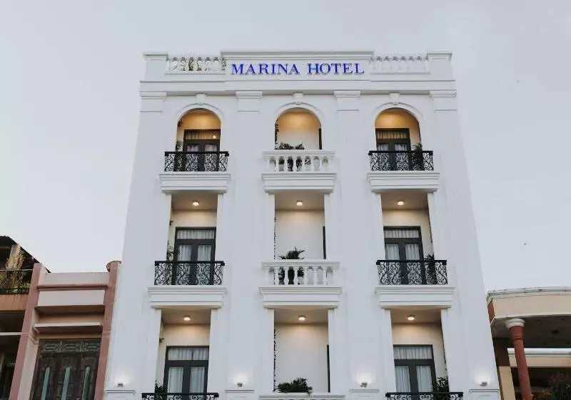 هتل Marina