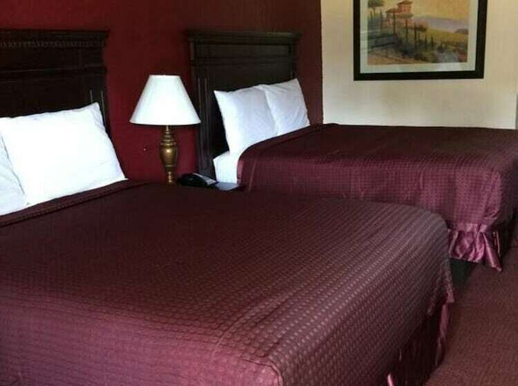 هتل Ozark Springs Lodge