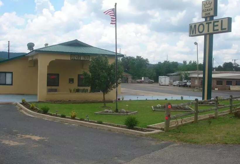 ホテル Ozark Springs Lodge