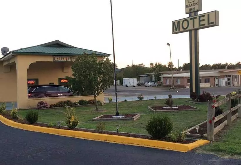 ホテル Ozark Springs Lodge