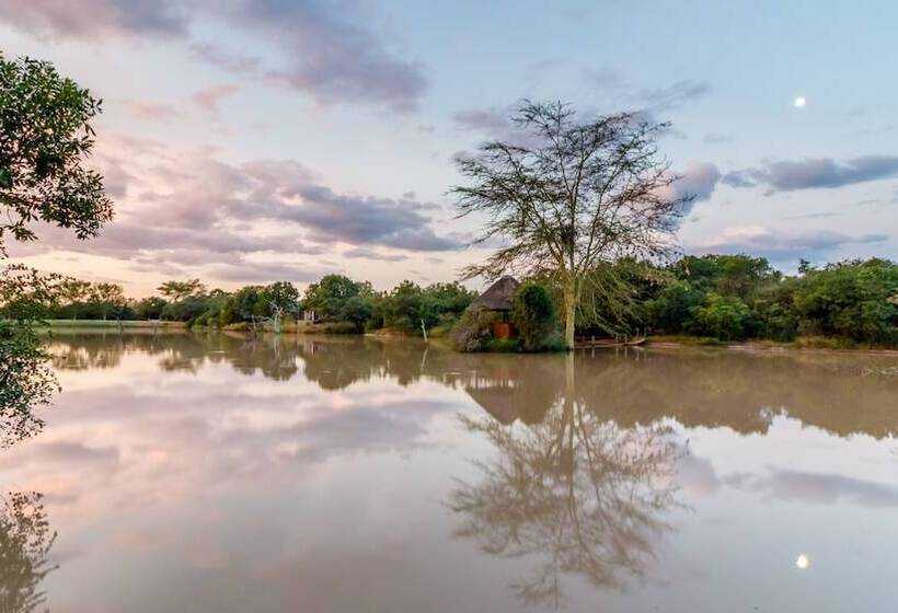 هتل Phelwana Game Lodge