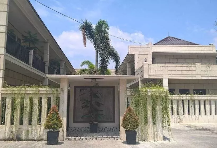 ホテル Rumah Amanda Residence