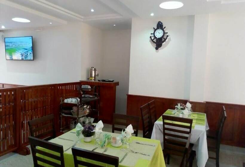 בית מלון כפרי Samaki Plage