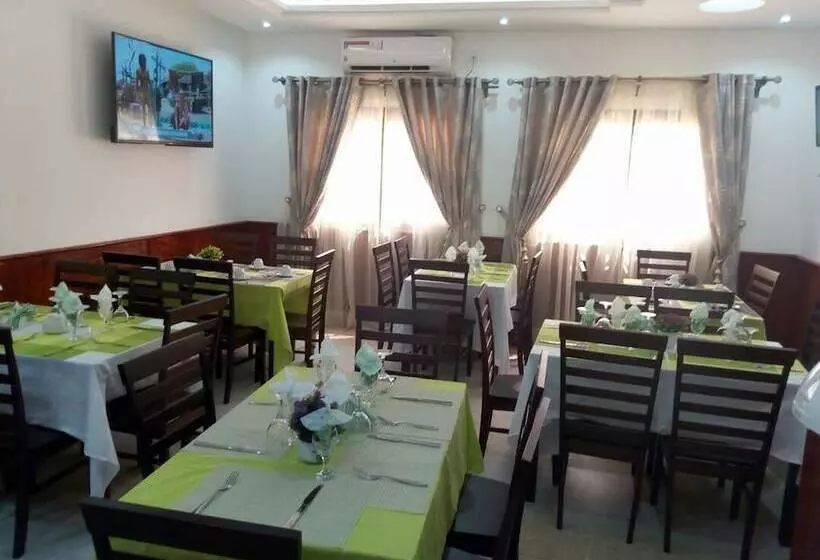 هتل Samaki Plage