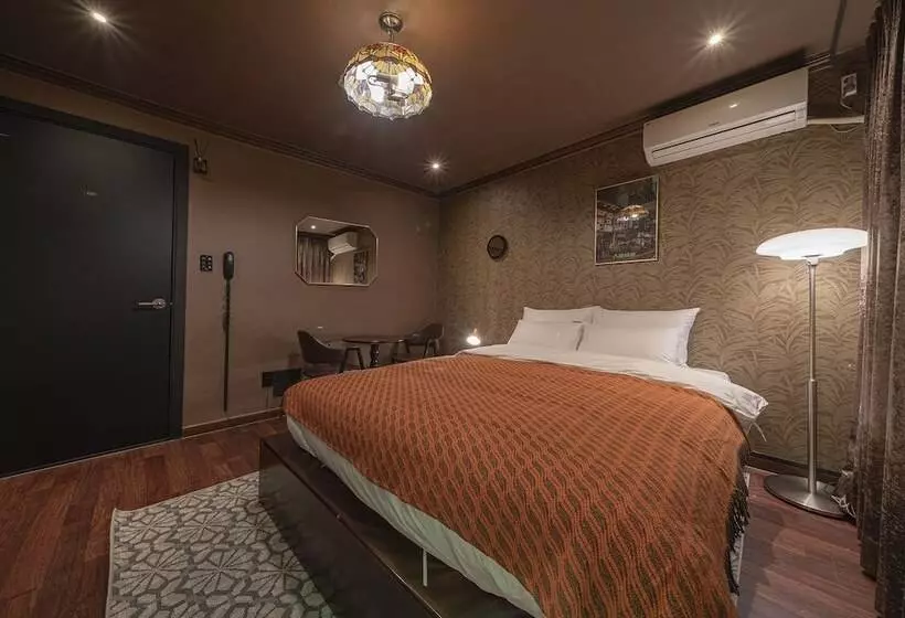 Shourin Hotel Cheonan By Aank