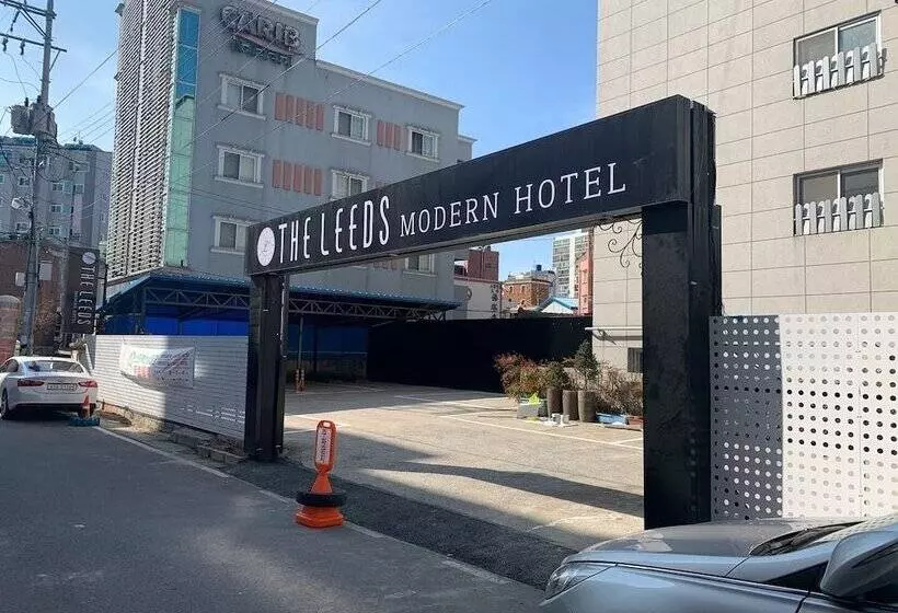 ホテル The Leeds